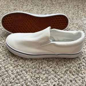 XRH SHOES Women's Slip on Shoes Low Top Canvas Non Slip Fashion Casual Sneakers